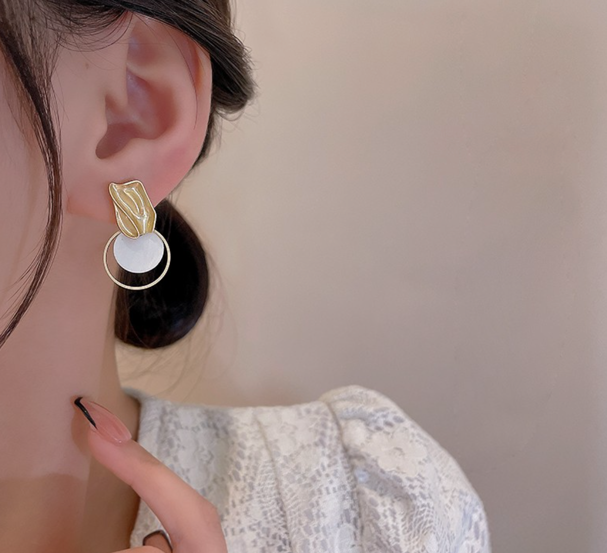 Gold minimal earrings, winter earrings