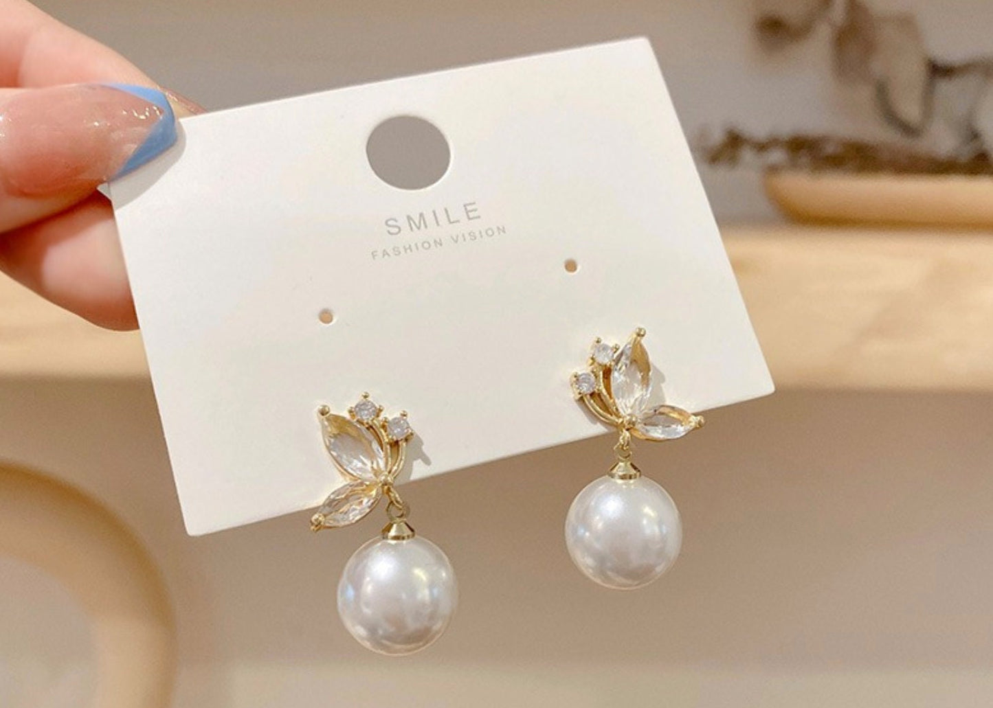 Sparkling Butterfly Pearl Earrings