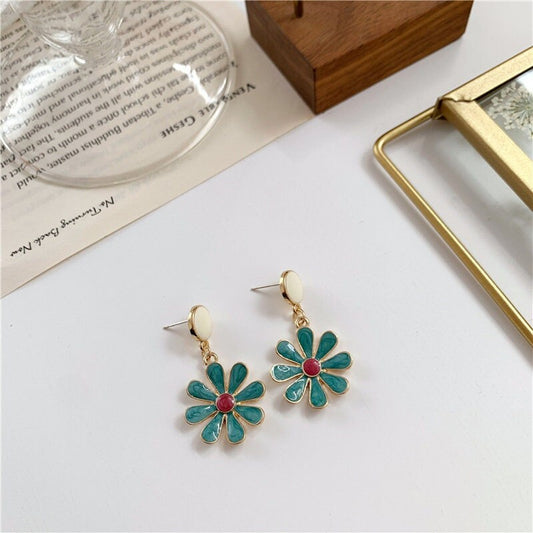 Turquoise enamel daisy earrings