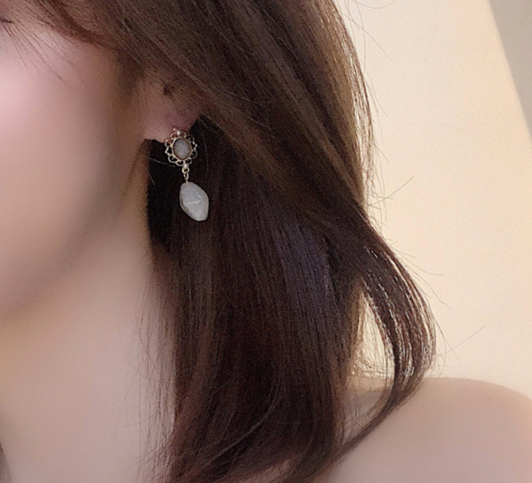 Baroque Pearl Gems Earrings