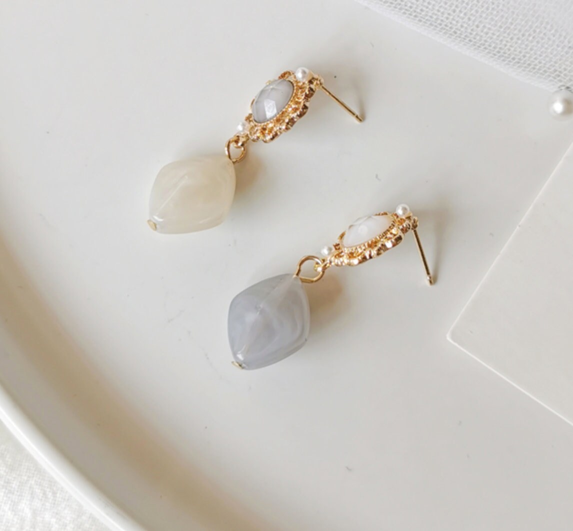 Baroque Pearl Gems Earrings