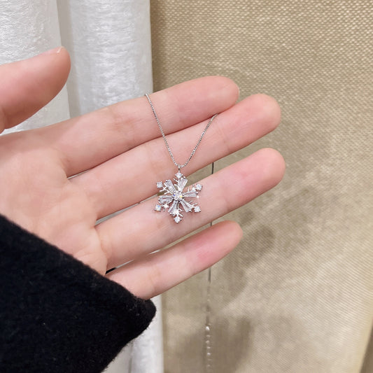 Spinning Snowflake Necklace