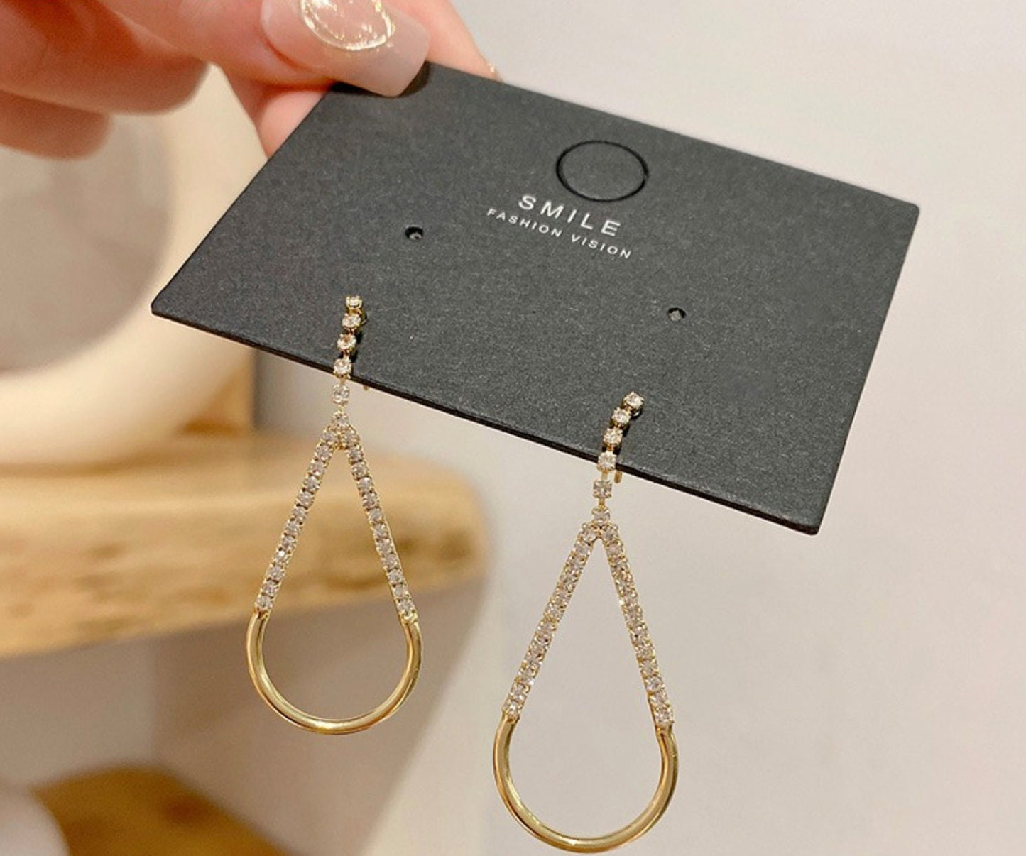 Gold geometric teardrop earrings