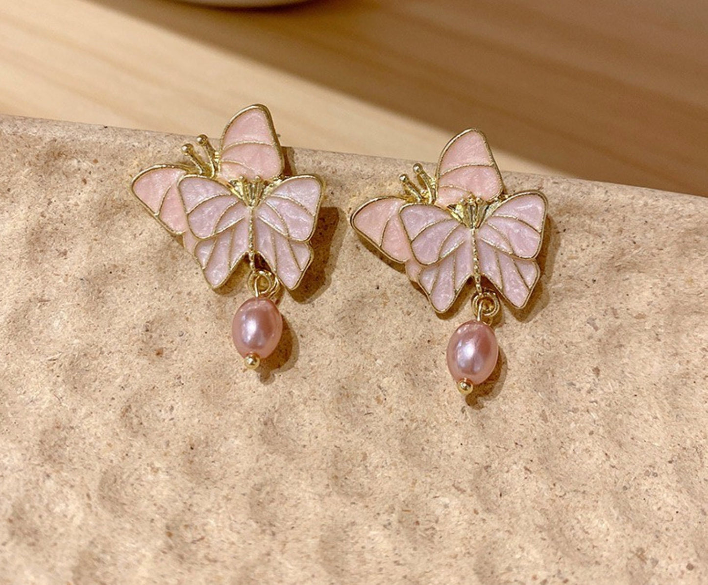 Butterfly earrings, pearl and pink enamel