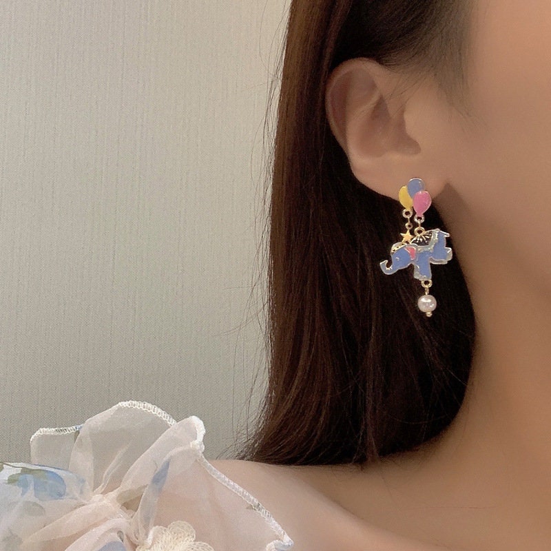 Elephant earrings, cute animal earrings, ballon earrings, kawaii earrings, Korean earrings, jewellery gifts for her