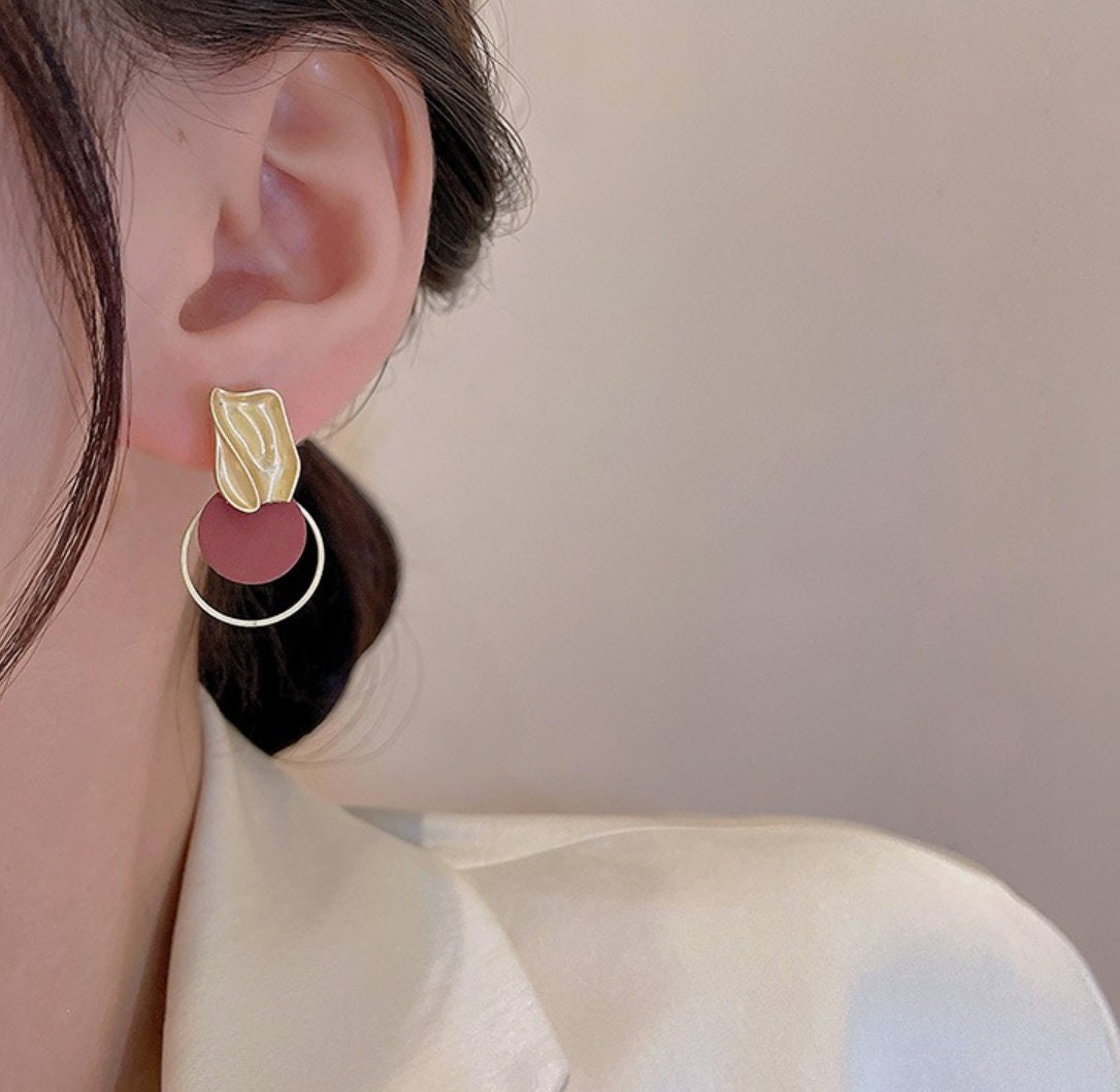 Gold minimal earrings, winter earrings