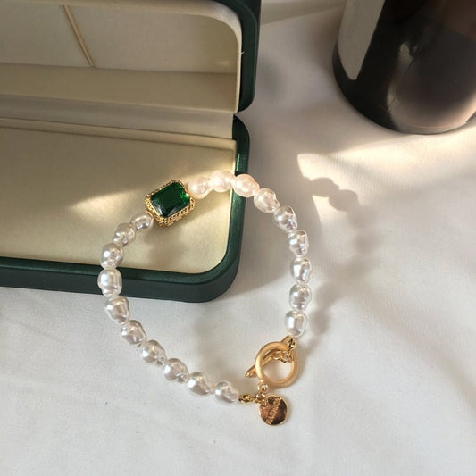Gold pearl bracelet, emerald bracelet, bead bracelet