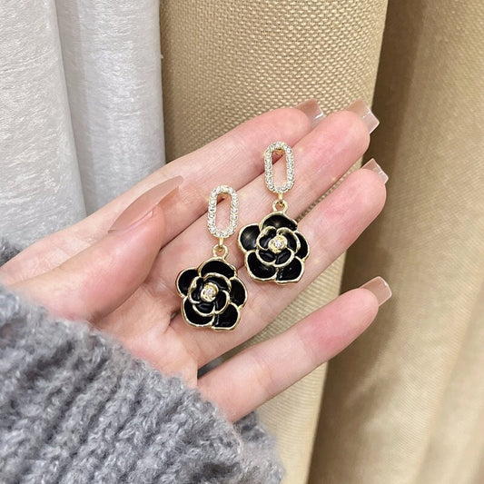 Camelia earrings, black flower earrings